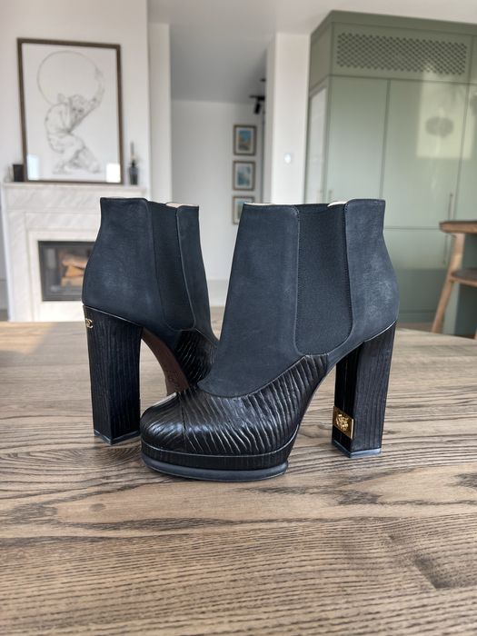 Chanel оригінал Італія чоботи напівчоботи ботинки платформа