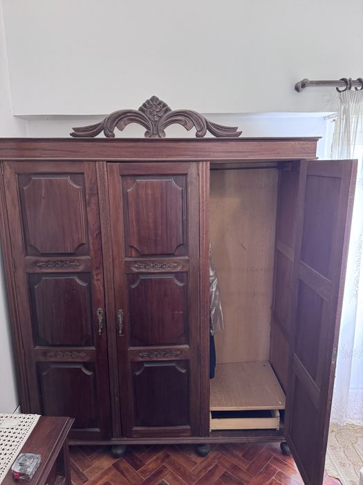 Armario e comoda vintage