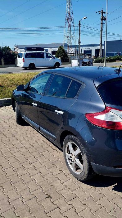 Renautl Megane 1.9 дизель 2011 год.