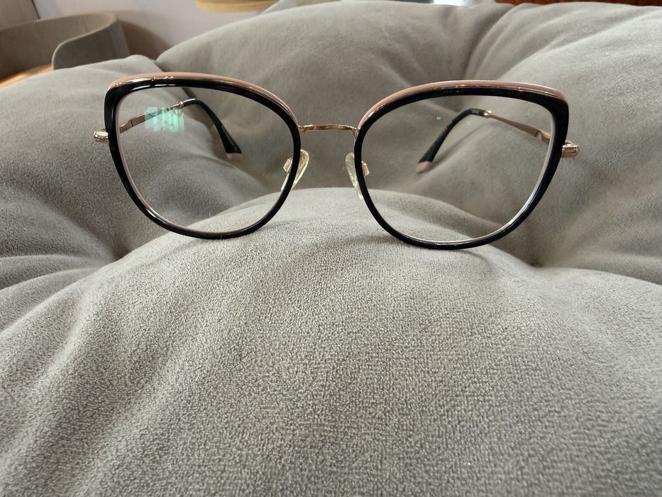 Oprawki okularowe,korekcyjne Ana Hickmann