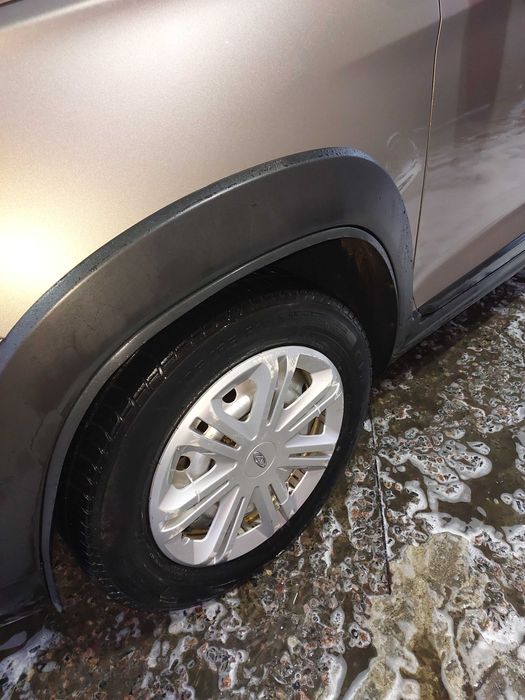 продам автомобіль Чері Тіго 2 у гарному стані.