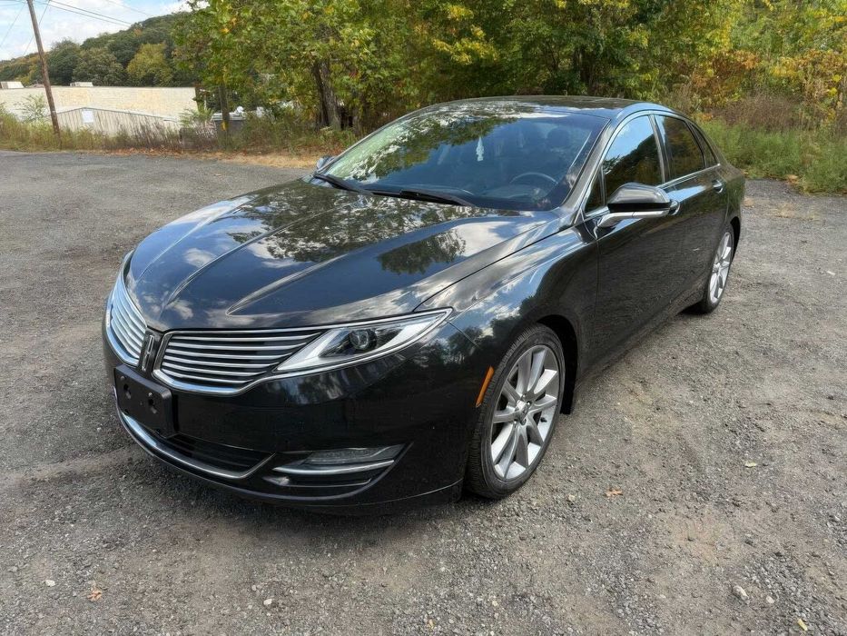 Lincoln MKZ      2015