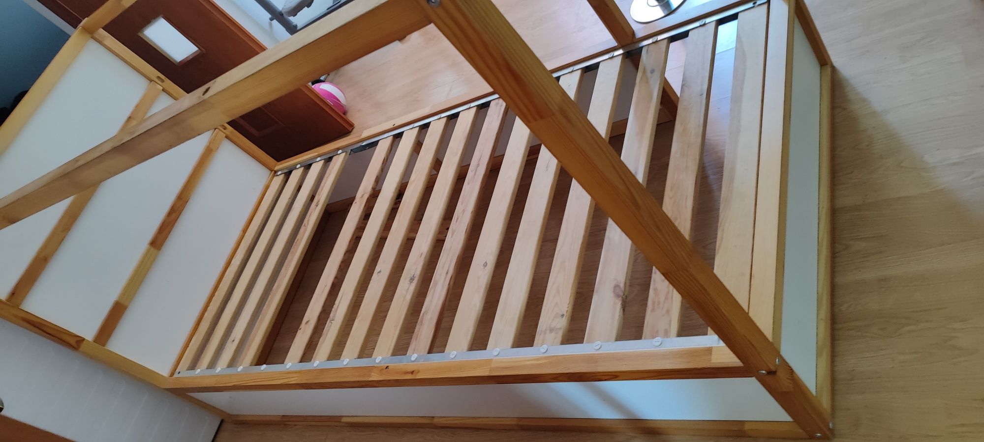 Łóżko Kura Ikea wraz z baldachimem