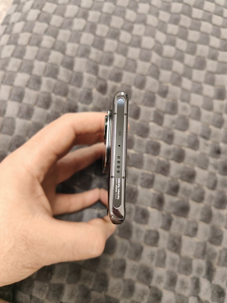 Чудовий стан Xiaomi mi 11 Pro смартфон 8/256 чорний, акум 92%