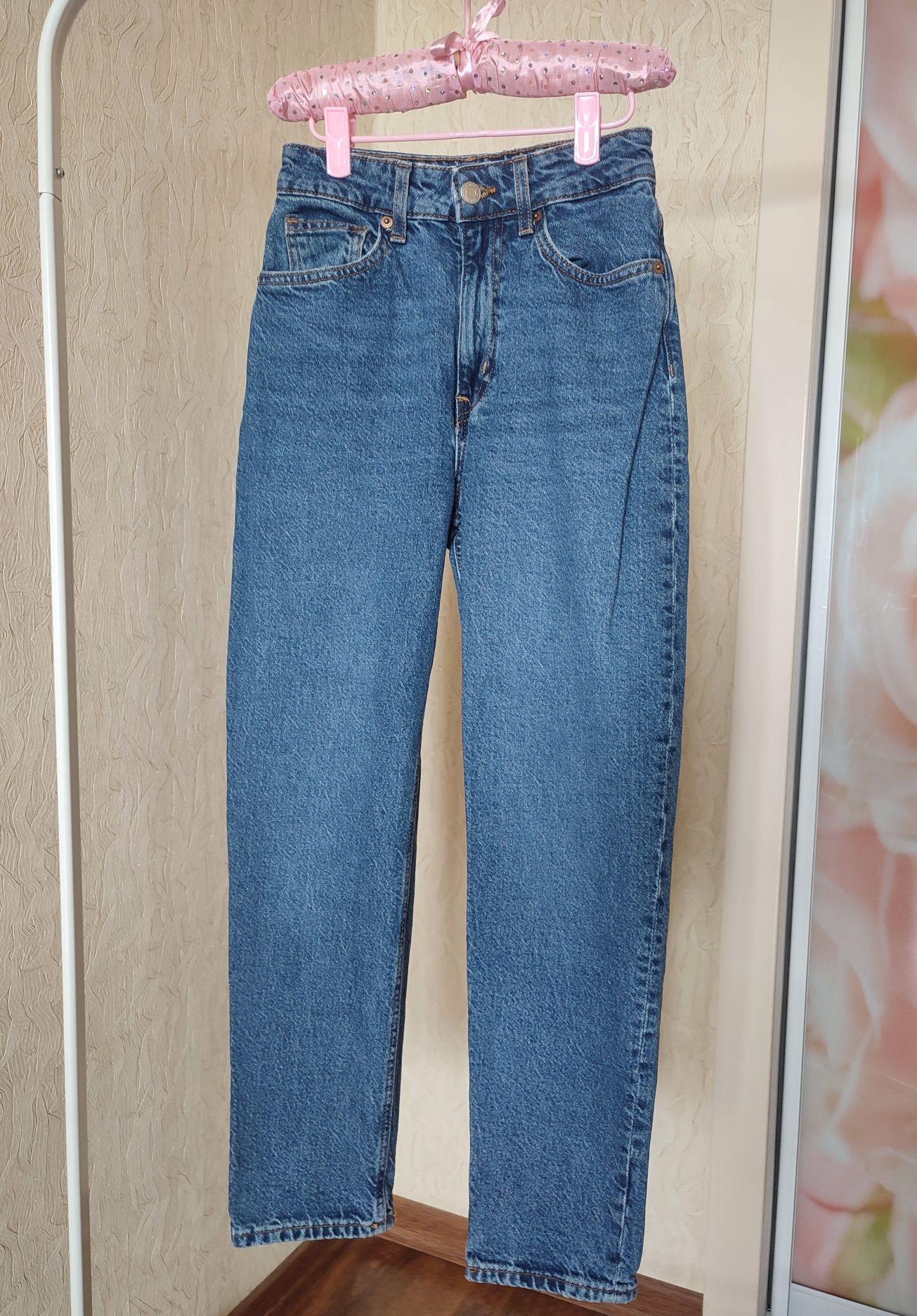 Джинсы H&M EUR 34, XS