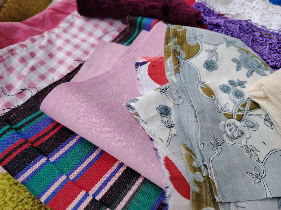 Остатки тканей, тюли, лоскутки