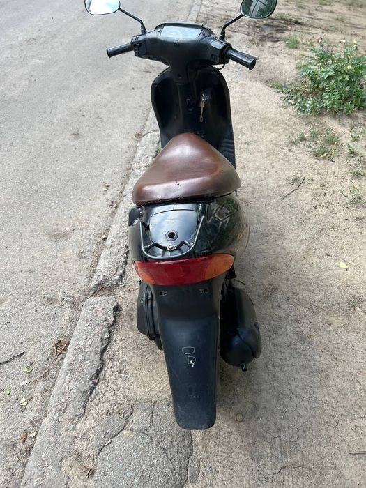 Скутер Suzuki lets 2