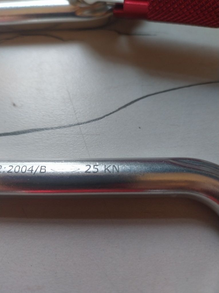 karabinki aluminiowe 25 KN