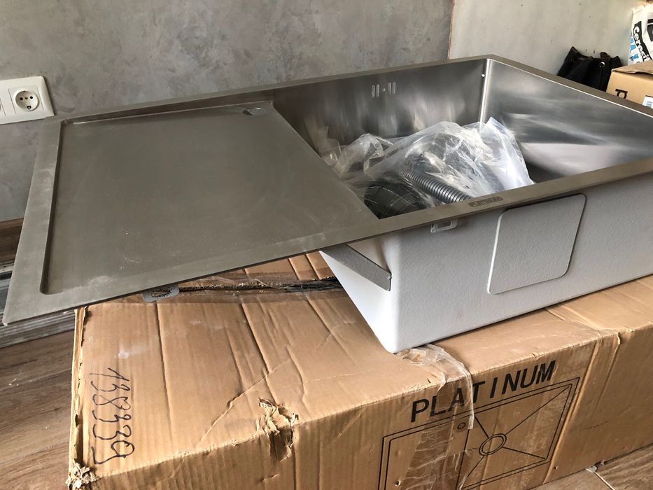 Продам мойку PLATINUM Hand с крылом размер 78х50