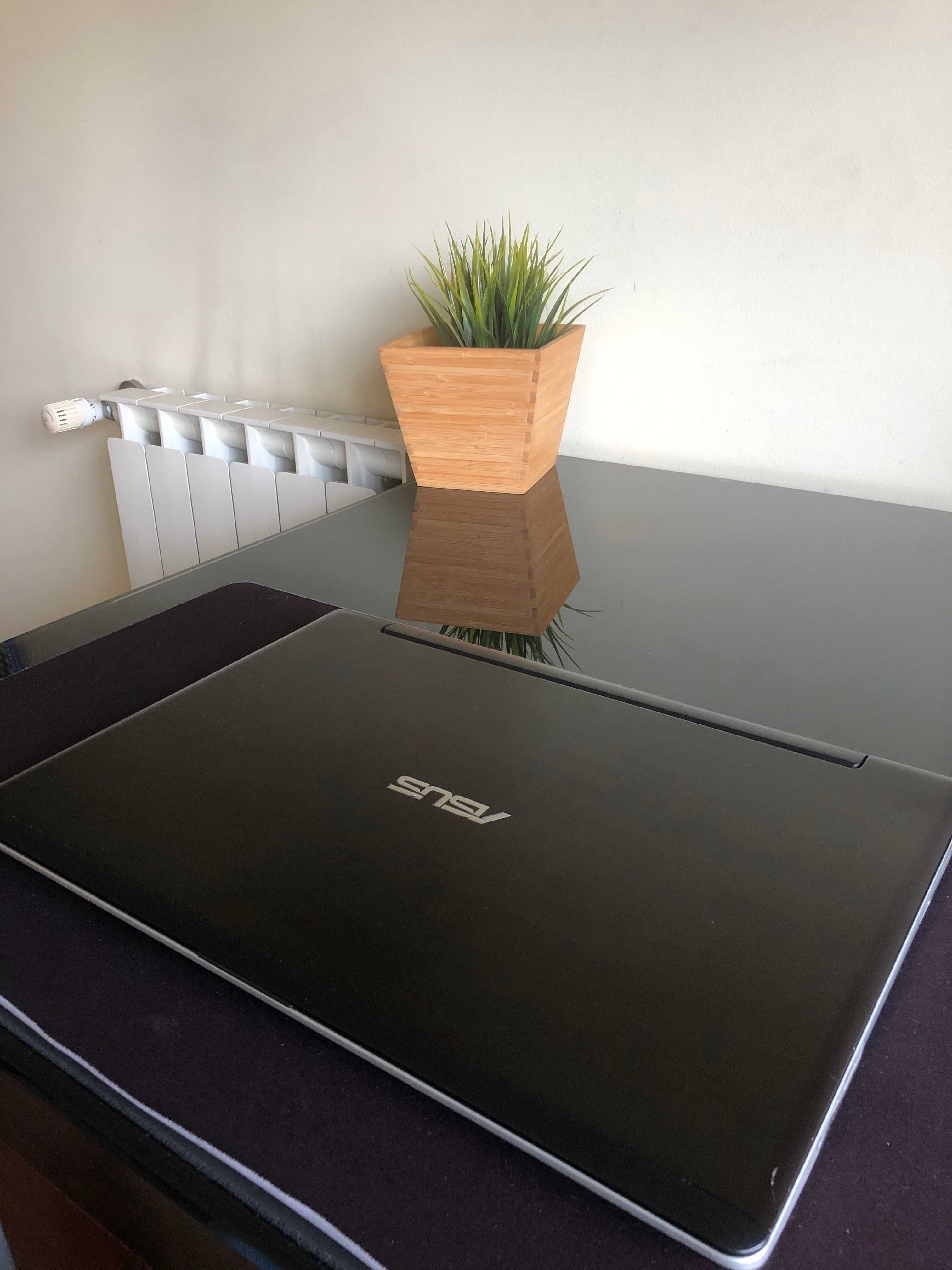Portátil Asus K56CB (Processador i7 + 12GB RAM + GT740M + SSD/HDD)