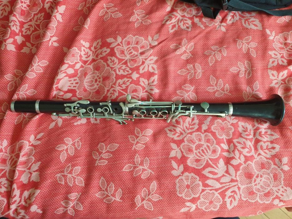 Кларнет , духовий музичний інструмент