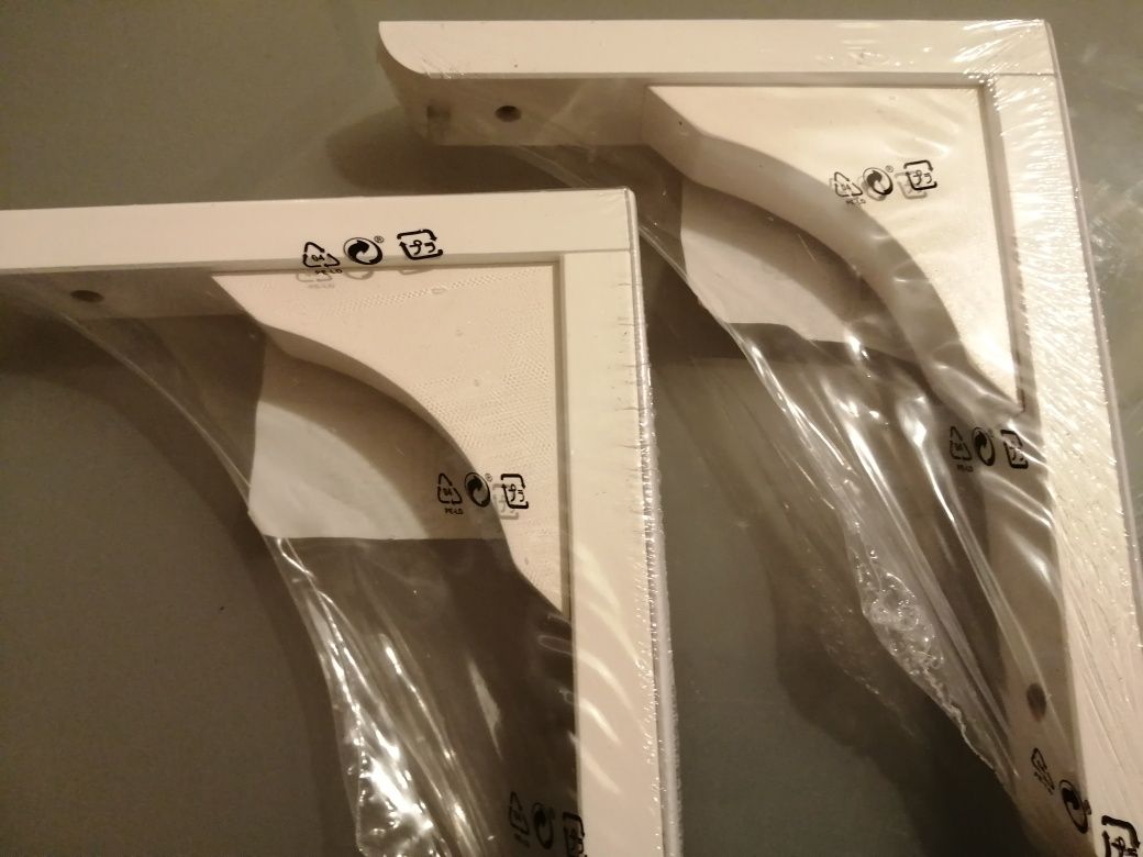 2 poleias / apoios para prateleiras IKEA	Em Madeira. Novas!!*