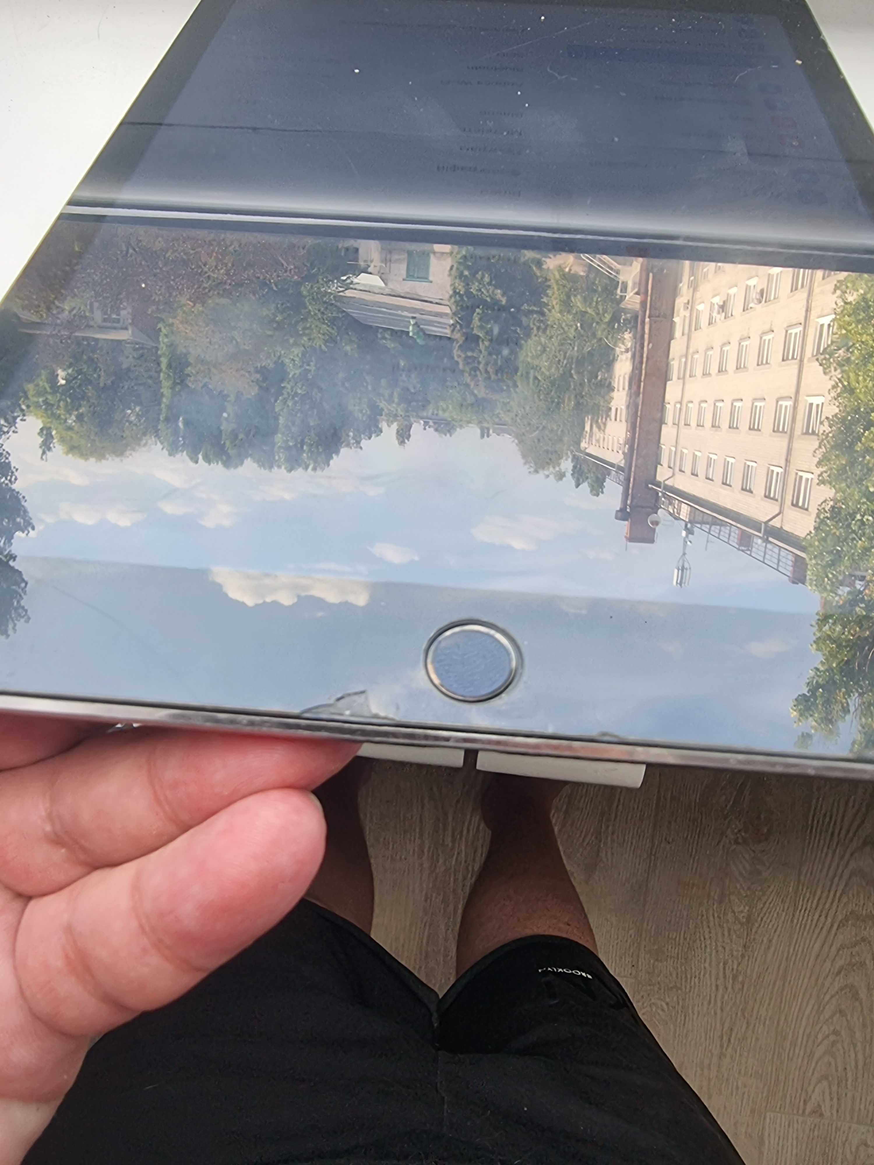 iPad Air 2 64Gb Зарядка