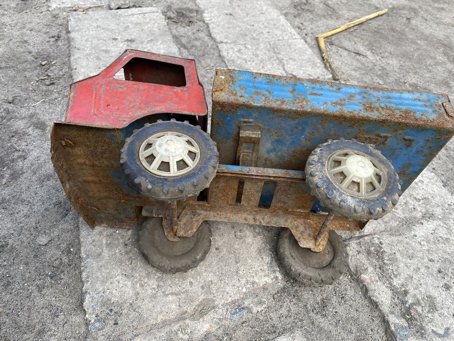 Игрушка СССР грузовик