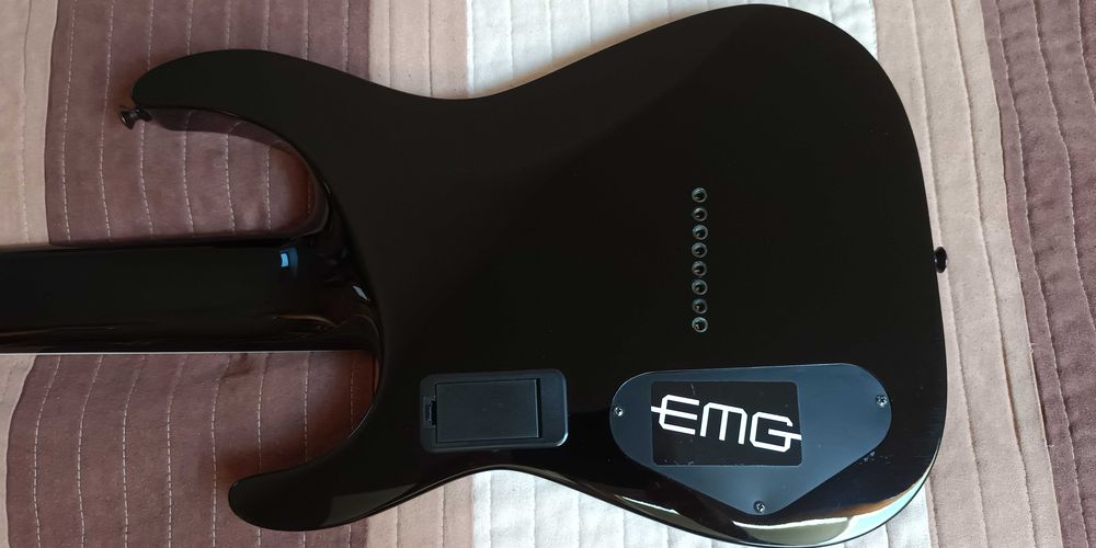Jackson SLATFXQMG 3-8 Soloist TGR 8-strunowa