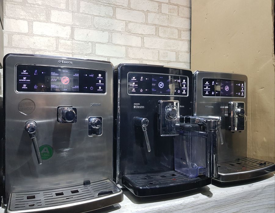 Капучино! Кавомашина/кофемашина Saeco Xelsis б/у з Німеччини