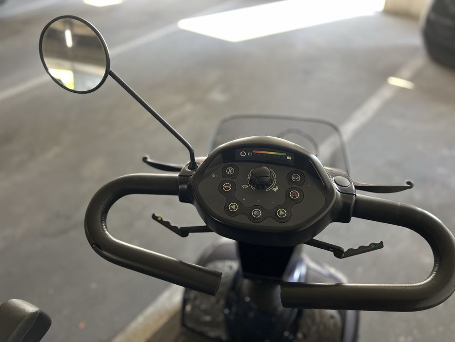 Електроскутер Invacare Orion