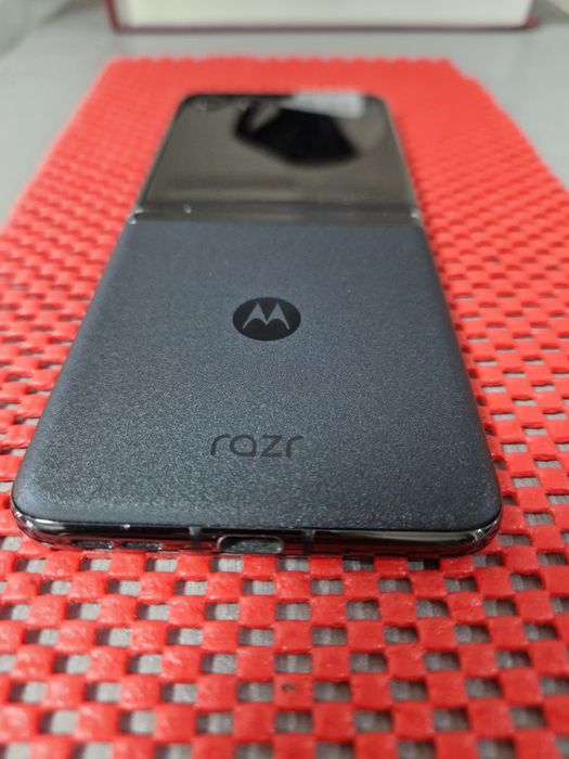 Motorola Razr Plus 8/256 gb