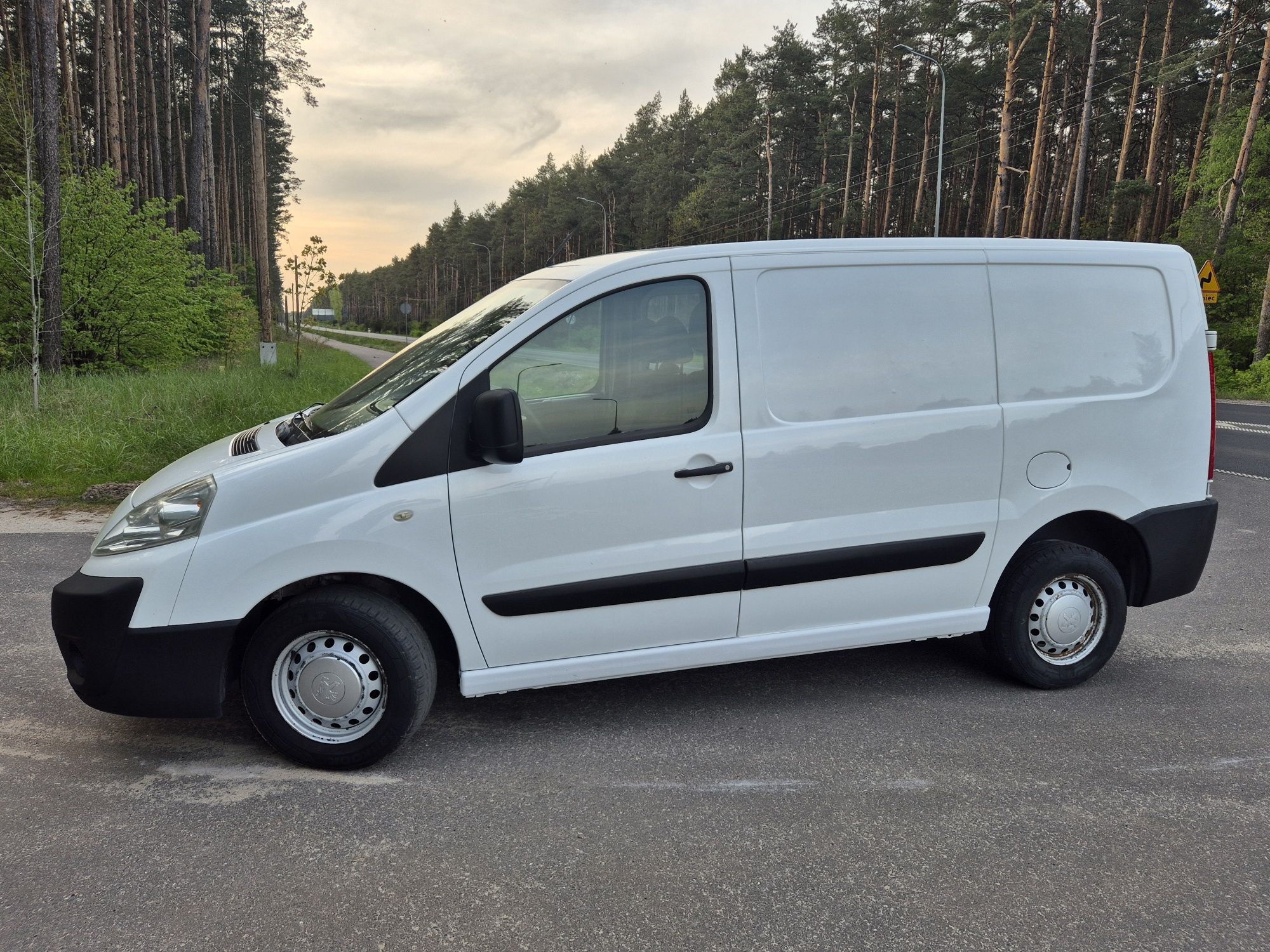 Peugeot Expert // 1.6 HDI // 3-osobowy //  bardzo dobry stan  //