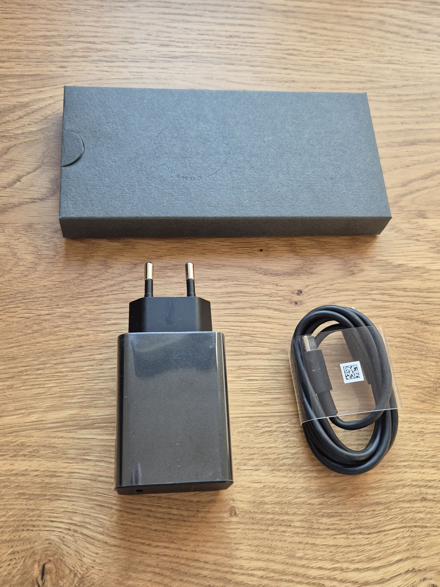Smartfon ASUS Zenfone 9 256GB AI2202