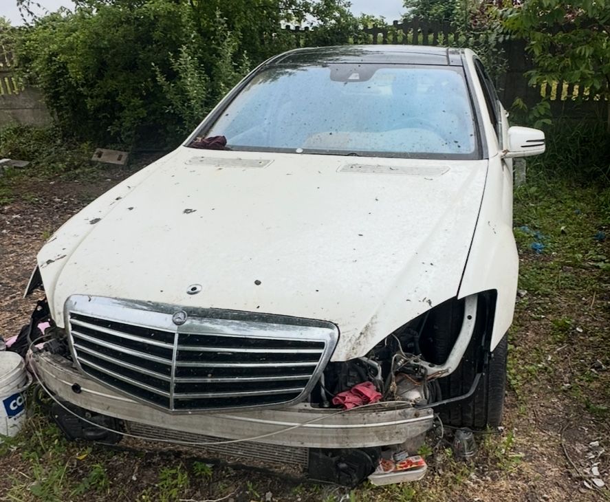 Mercedes S550   Silnik V8 na czesci s klasa