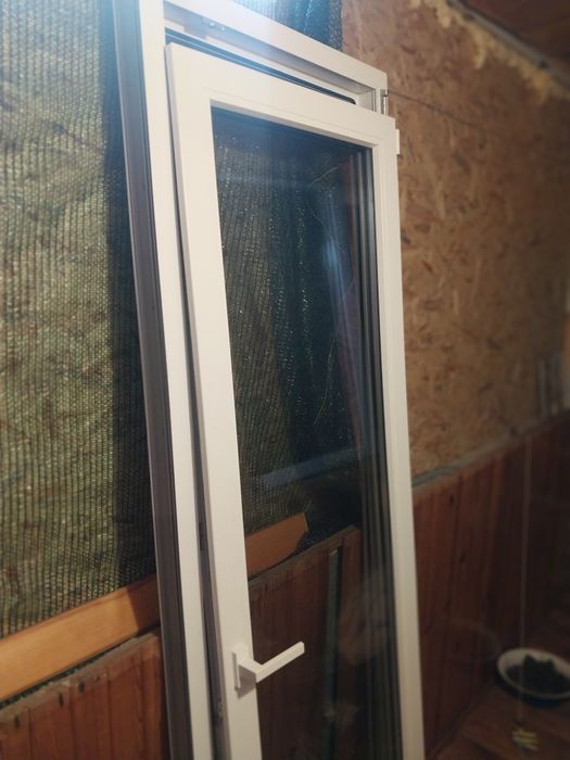 Продам балконные двери REHAU б/у в хорошем состоянии в использовании 2