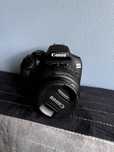 Aparat Canon EOS 2000D - 3 obiektywy