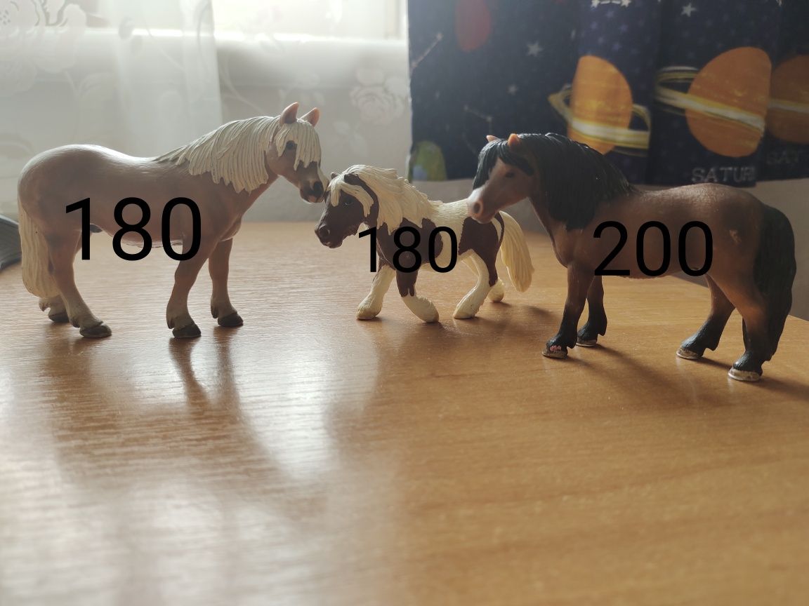 Іграшки тварин Schleich