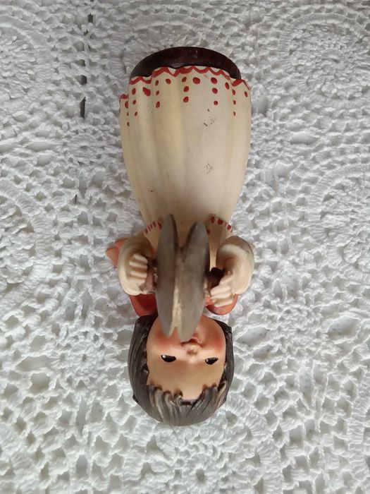 Anri Toriart Italy kolekcjonerska figura Aniołek z talerzami hand made
