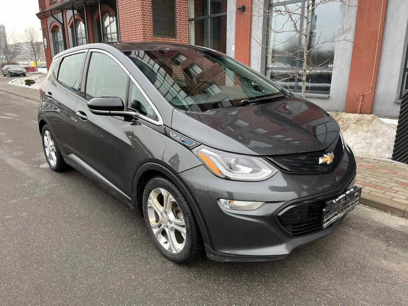 Chevrolet Bolt I, 2017  450 км