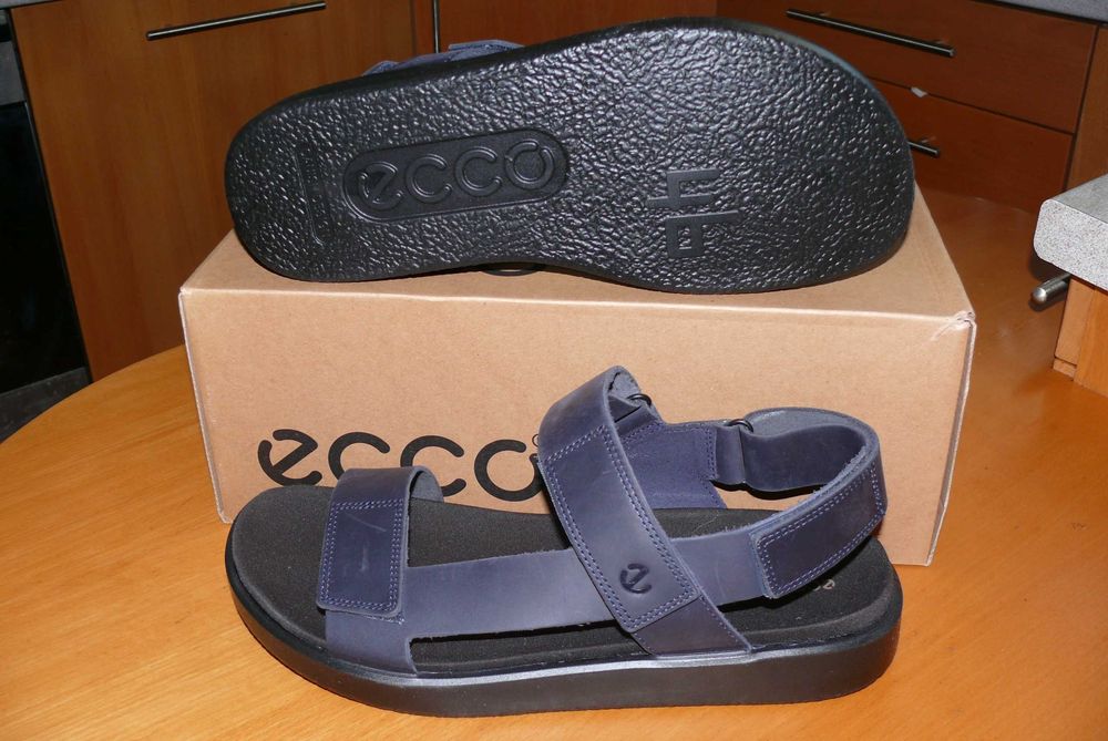 Sandały skórzane ECCO Flowt M 46 EU 29,5 CM granatowe