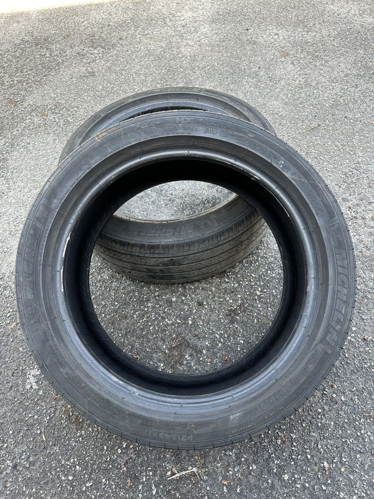 Продам пару 215 45 17 Michelin всесезонка