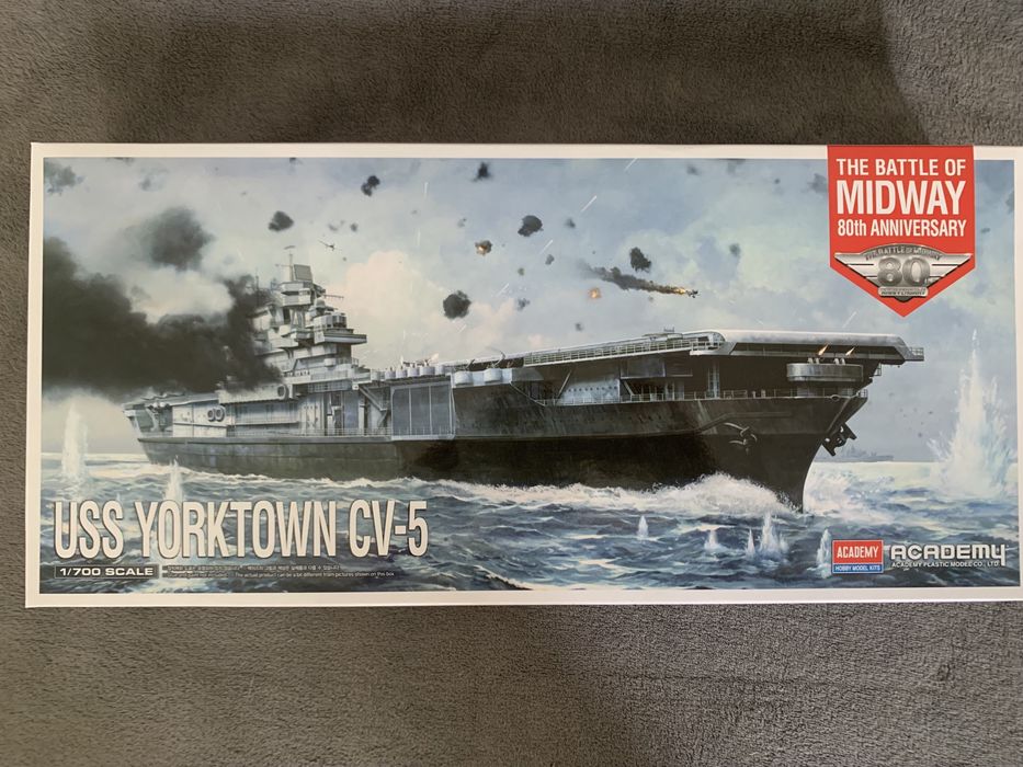 Model do sklejania Academy Lotniskowiec Yorktown