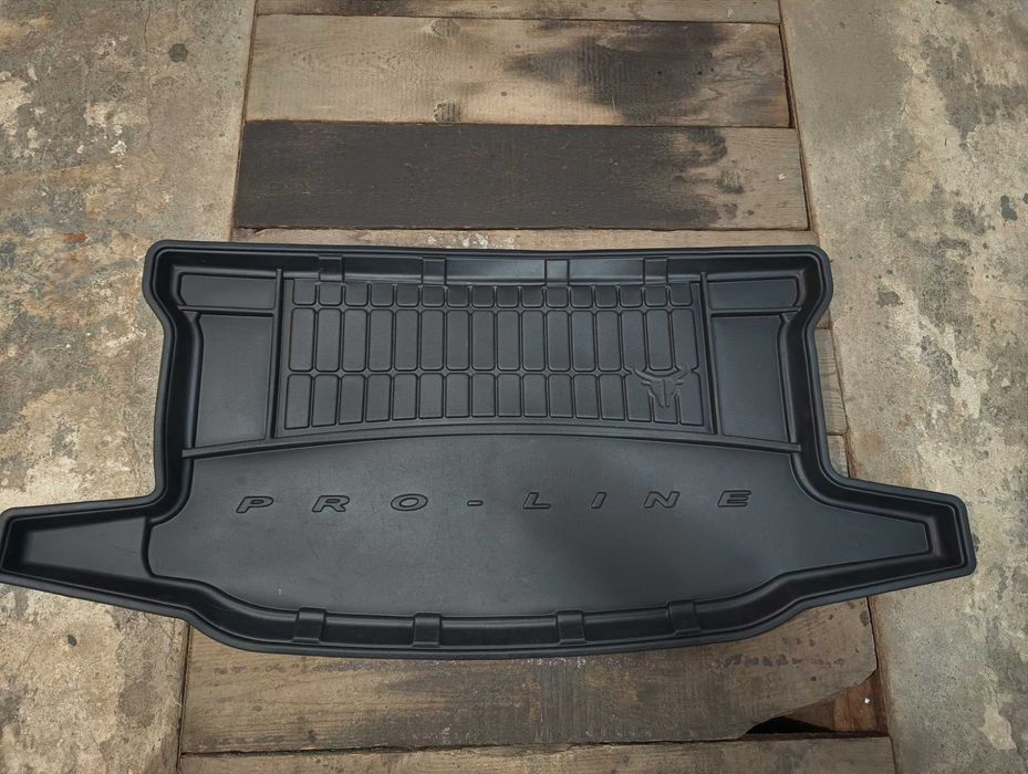 Maty bagażnika + dywaniki gumowe Toyota Yaris III