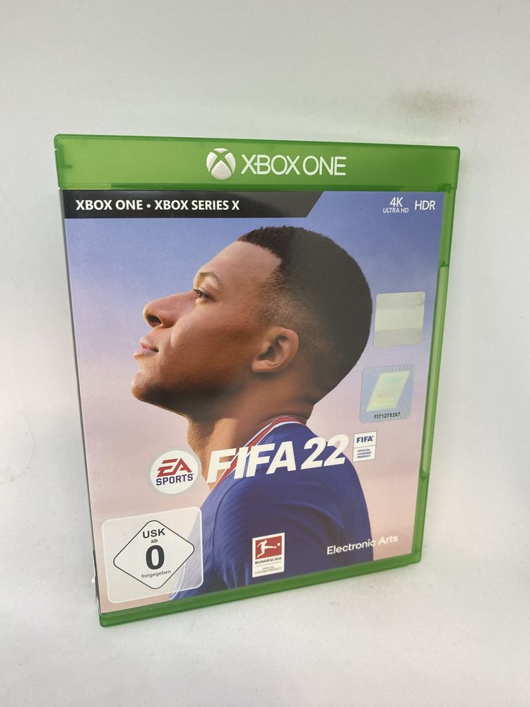 Gra Fifa 22 Xbox One Series X pudełkowa FIFA game
