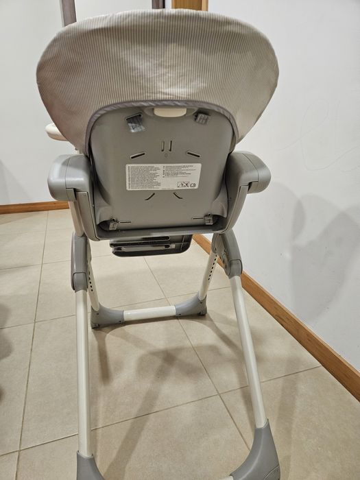 Cadeira refeição bebé