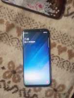 Продаю телефон.Самсунг S8+