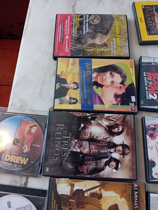Conjunto de 18 Dvd's Diversos