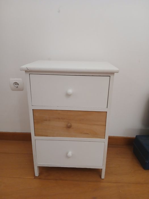 Mesa de cabeceira