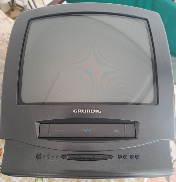 Televisores a funcionar bem