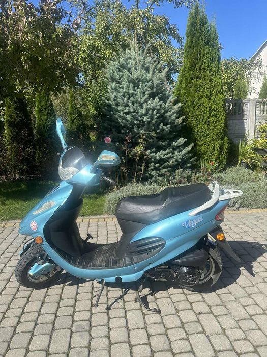 Скутер Defiant DT-125T-10 Vegas