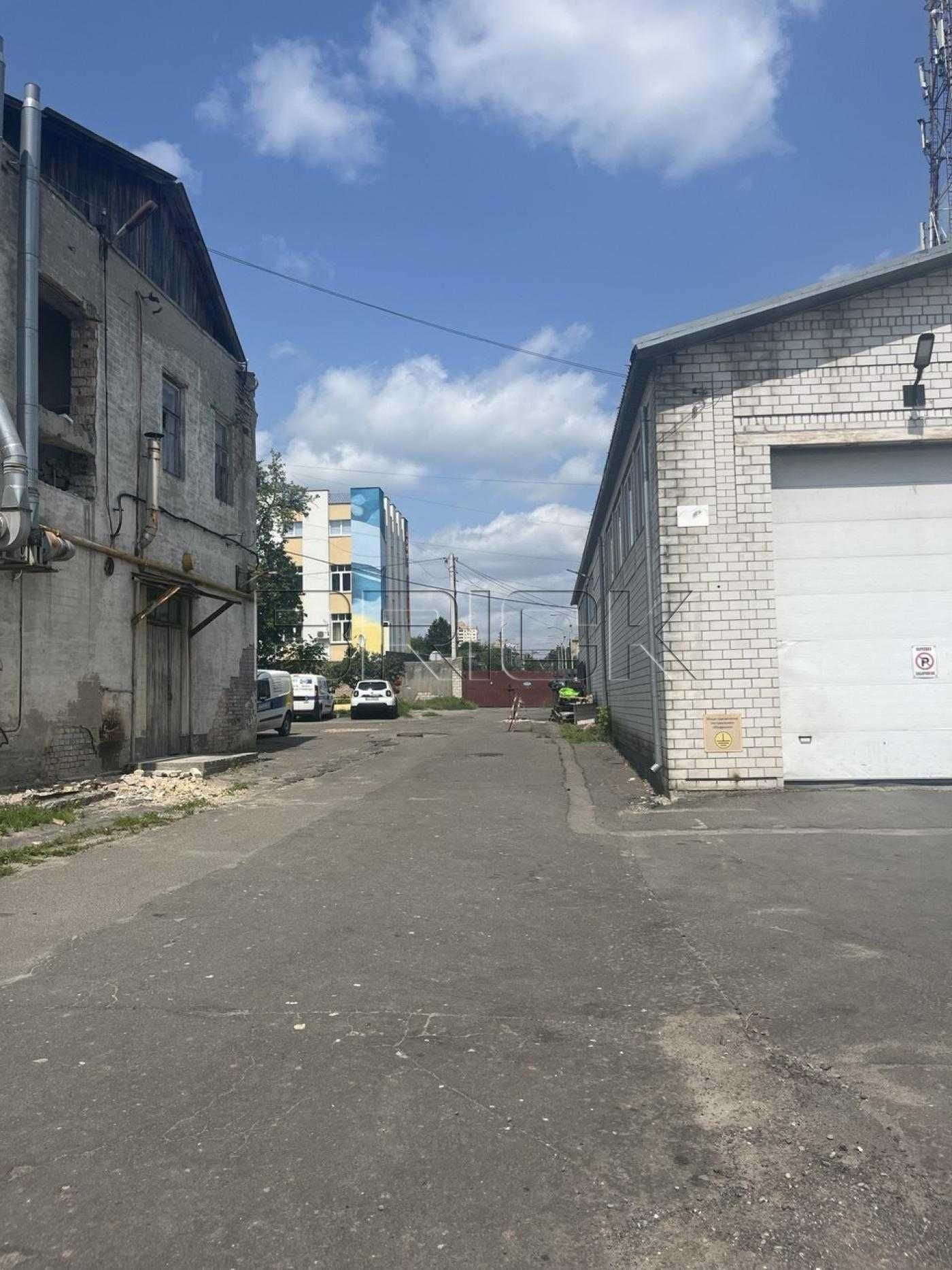 Продаж нежитлового приміщення, завод в м. Буча, вул. Горького 8