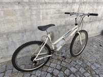 Vendo bicicleta usada em bom estado