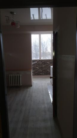 Сдам впервые 1 комнатную квартиру после ремонта рядом метро