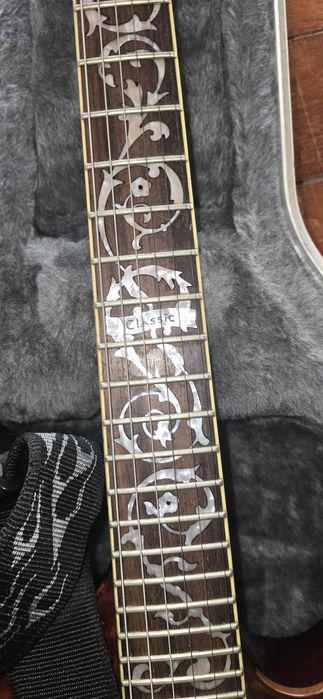 OPORTUNIDADE ÚNICA! Guitarra Schecter Classic  em excelente estado kit