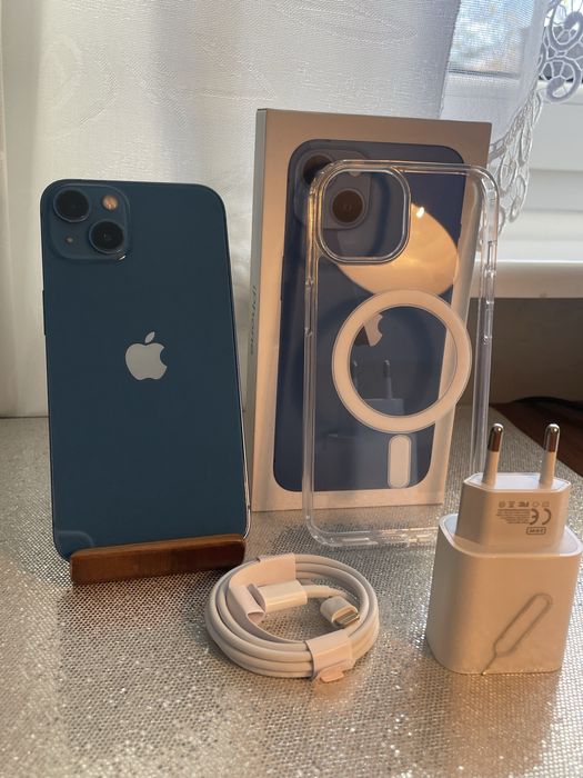 Iphone 13-256GB-niebieski-super stan-akcesoria