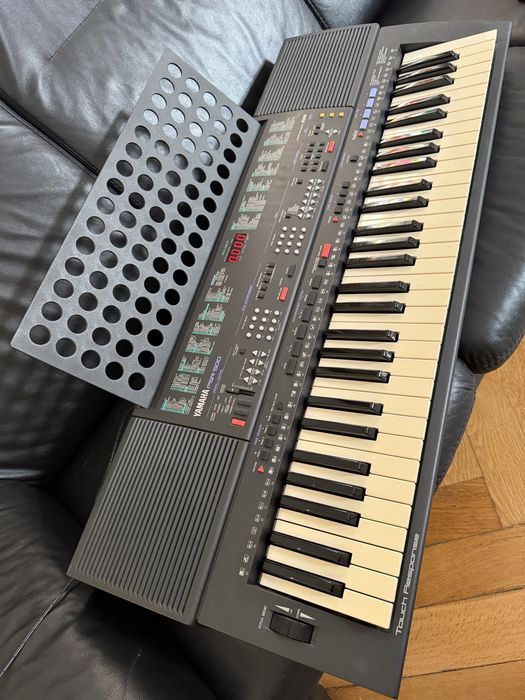 Синтезатор Yamaha psr 500