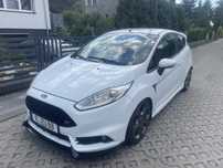 Rezerwacja ford fiesta