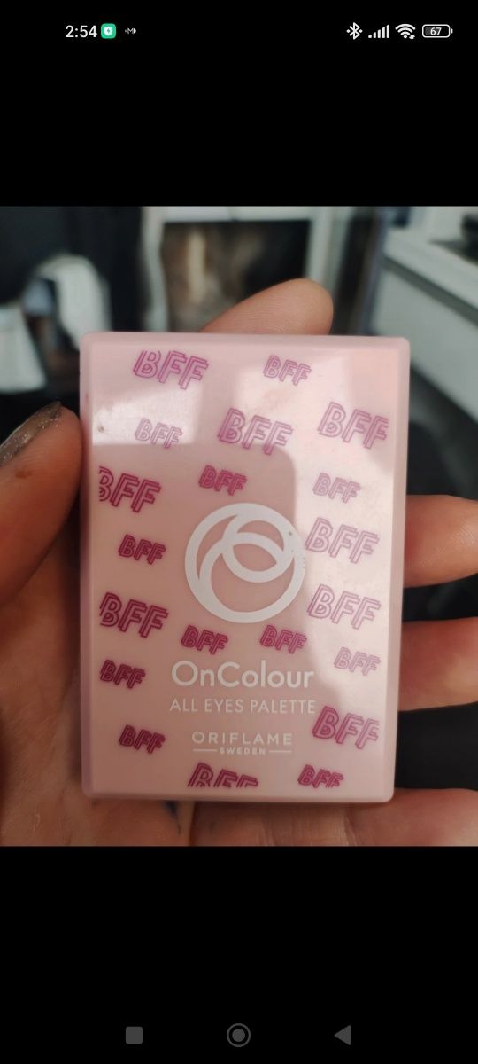 Używane cienie do oczu Oriflame Eyeshadow palette OnColour BFF