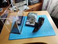 Latający Holender Piraci z Karaibów metalowy model Piececool+gablota
